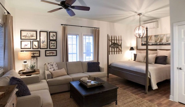 Stunning Village Studio - Walk to Rosemary Beach!