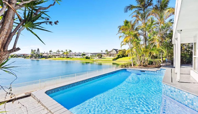 Stunning Waterfront Home - 3 Large Ensuites!