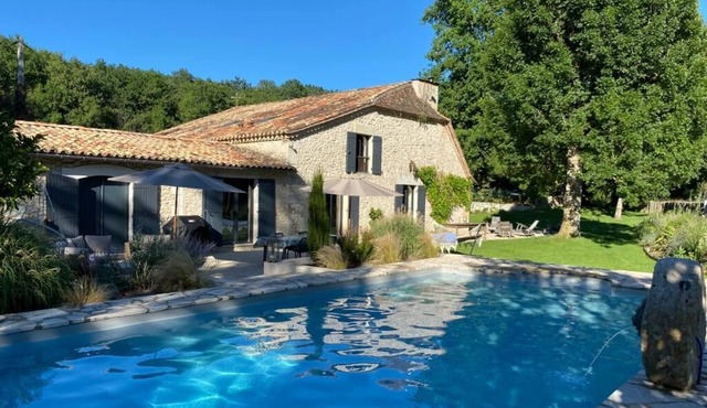 STUNNING WATER MILL, with pool, river, near Bergerac