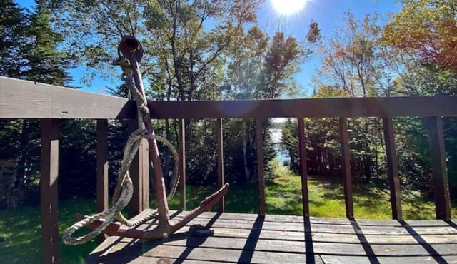 Stunning Water View ✨ Alcove Chalet On A Pond