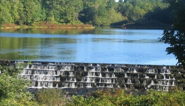 Stunning Waterfall View - 5 Bedroom