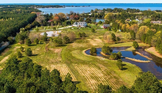 Stunning Waterfront Eastern Shore Home,Pool & Hot Tub,15 Acres,10% off 7day stay