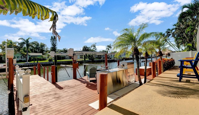 Stunning Waterfront home | Heated Pool | Private Dock | Minutes to Beaches