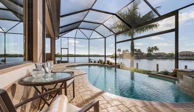 STUNNING Waterfront Views with Infinity Pool & Spa - Casa del Sol - Roelens Vacations