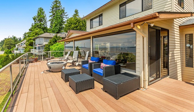 Stunning waterfront retreat with private beach access, deck, & amazing views