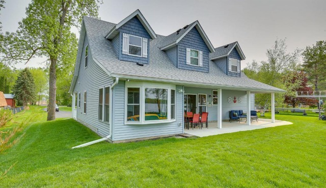 Stunning Waterville Home on Tetonka Lake!