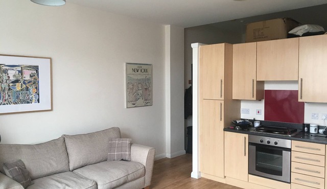 Stunning West London Loft Apartment Zone 2 Central London.