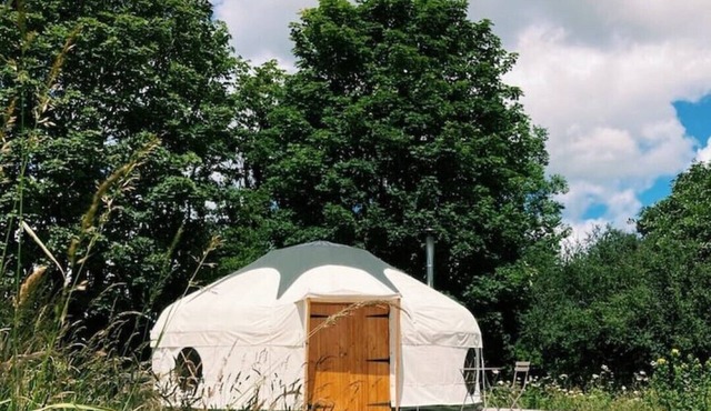 Stunning Yurt 'Gribben' with use of wood fired hot tub