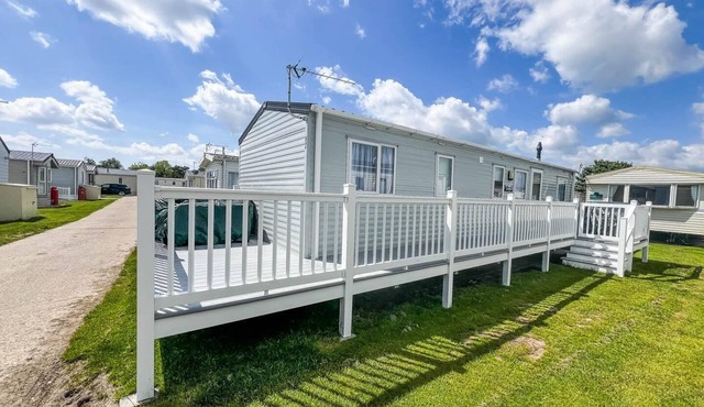 Stunning10 berth caravan with decking at Broadland Sands in Suffolk ref 20082BS