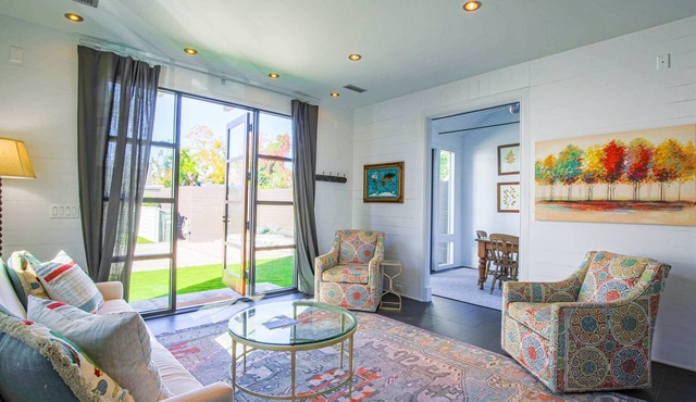 Stunningly Renovated, Historic Home in the Heart of Charleston; Private Courtyard; Two Master Suites