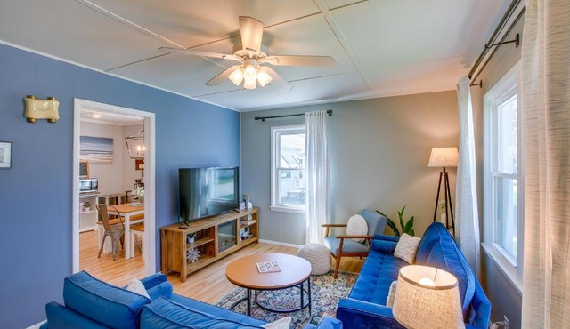 Sturgeon Bay Home about 6 Mi to Potawatomi State Park