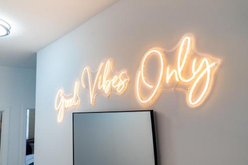 Style & Comfort 3 Rooms 15 min from NYC