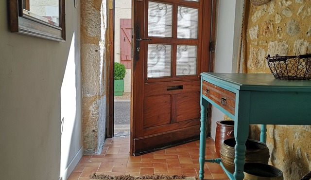 Stylish village house with spa pool, super close to walking/cycling routes