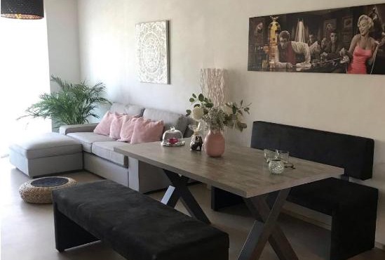 Stylische Wohnung mit grosser Terrasse