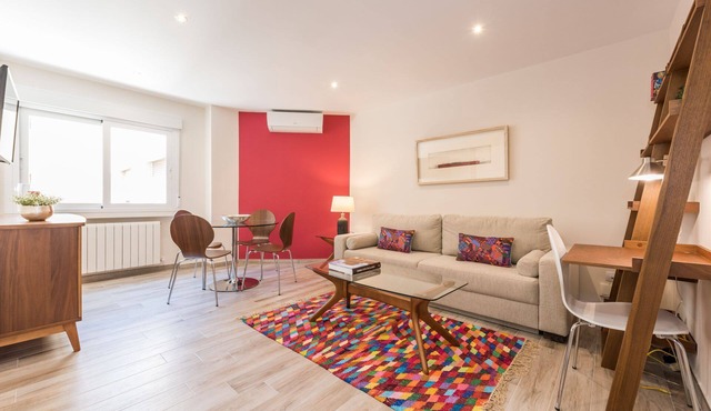 Stylish 1-Bed Apartment in Salamanca, Madrid