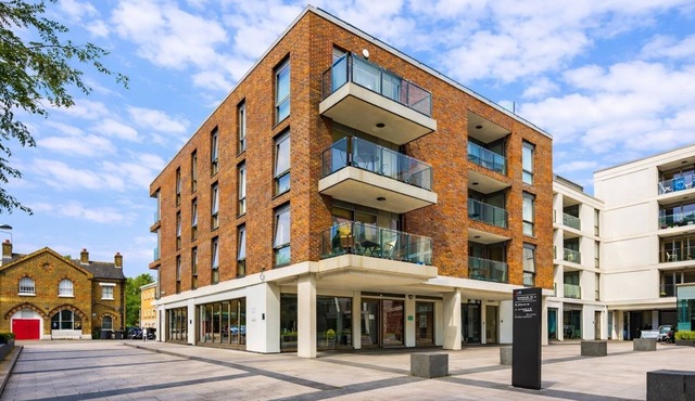 Stylish 1-Bed Apartment in Clapham Old-Town SW4