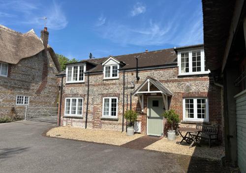 Stylish 1-bed Cottage Escape in Piddlehinton
