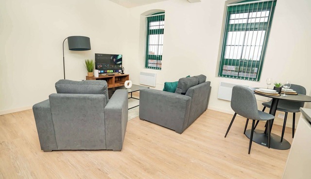 Stylish 1 Bed Apartment in Central Newark