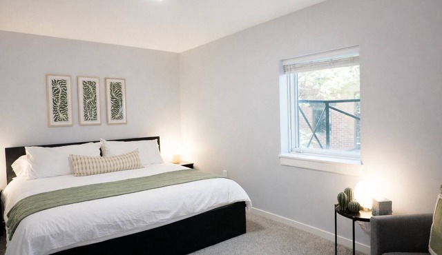 Stylish 1-Bedroom Stay Near Downtown SLC