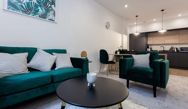 Stylish 1 Bedroom Apartment in Bolton