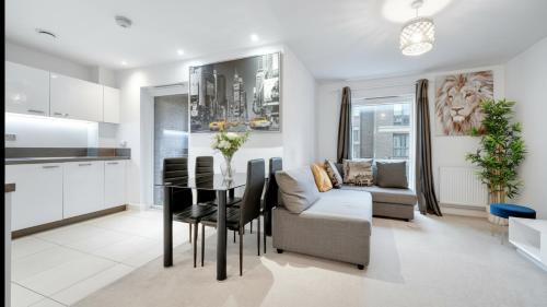 Stylish 1-Bedroom Apartment Near Station - Easy Access to Central London