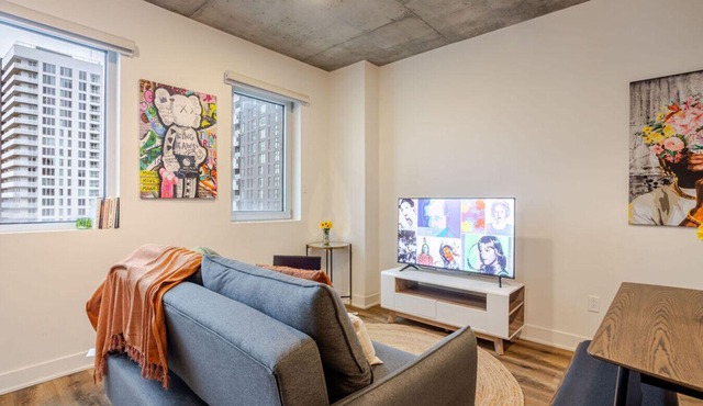 Stylish 1BDR Apartment in the Heart of DT MTL
