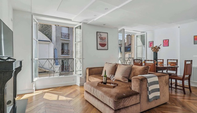 Stylish 1BR - Close to Louvre & Orsay Museum