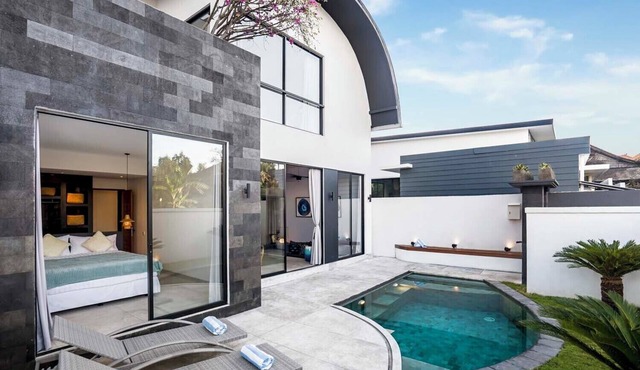 Stylish 2 BD Villa w/Pool & Office in Pererenan