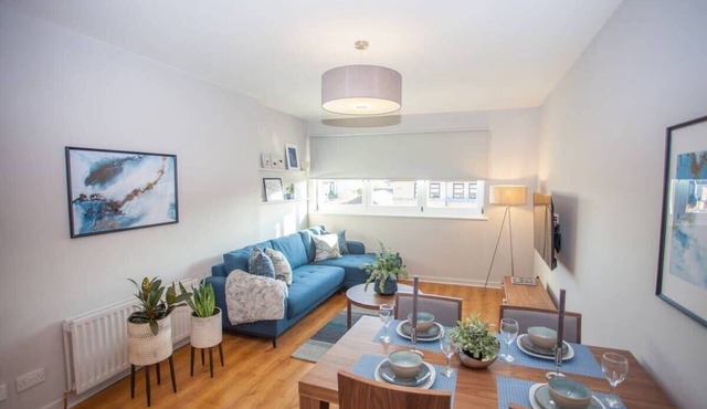 Stylish 2-Bed Apartment Near Glasgow Green