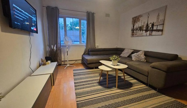 Stylish 2 Bed Apt - Harry Potter/Leavesden Studios/Watford/Hemel Hempstead - Families/Professionals & Contractors Welcome - Serviced Accomodation