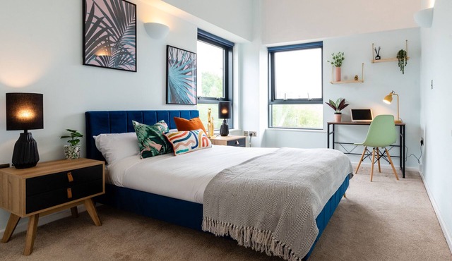 Stylish 2 bed city centre apartment