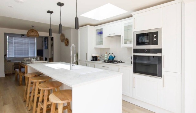 Stylish 2 Bed City Stay