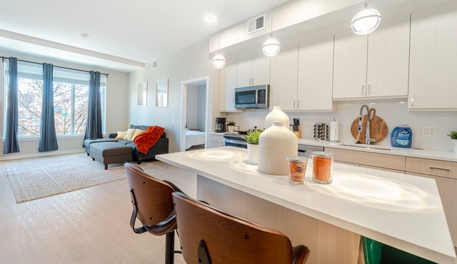 Stylish 2 bedroom apartment in heart of ALEXANDRIA