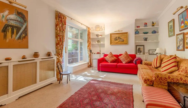 Stylish 2 Bedroom Apartment in Peaceful Richmond