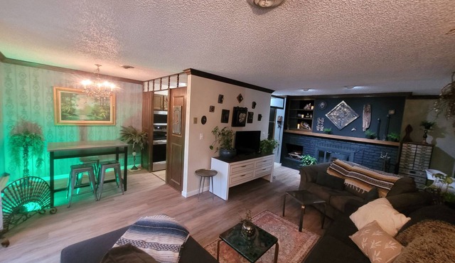 Stylish 2 bedroom condo, uniquely decorated in a convenient location.