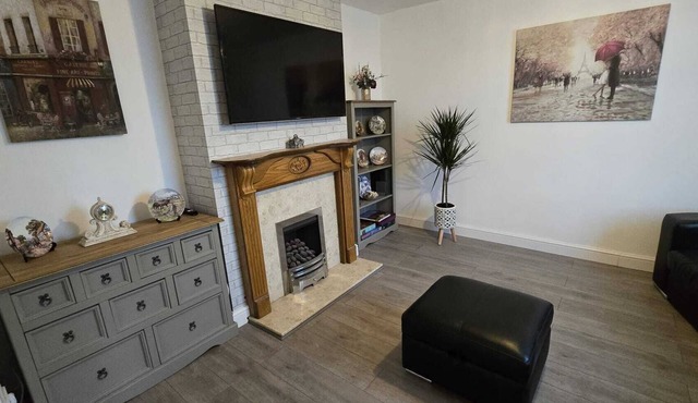 🏡 Stylish 2-Bedroom retreat near Sheffield Universities & Peak District