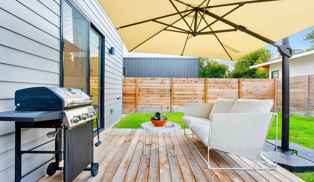 Stylish 2 Bedroom Retreat in South Austin