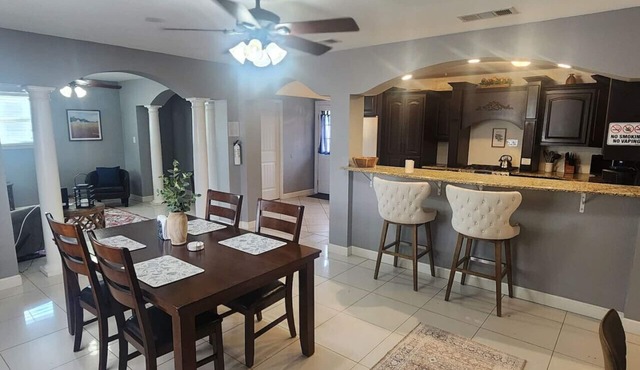 Stylish 2 BR near Goodfellow AFB