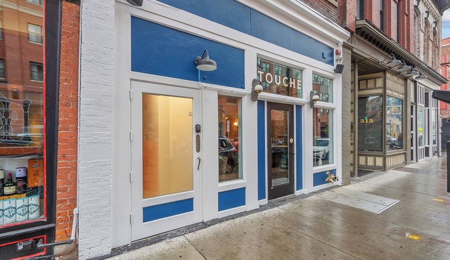 Stylish 2-Story Loft in Downtown Syracuse