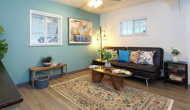 Stylish 2B2B Hideaway 10 mins. drive to Disneyland