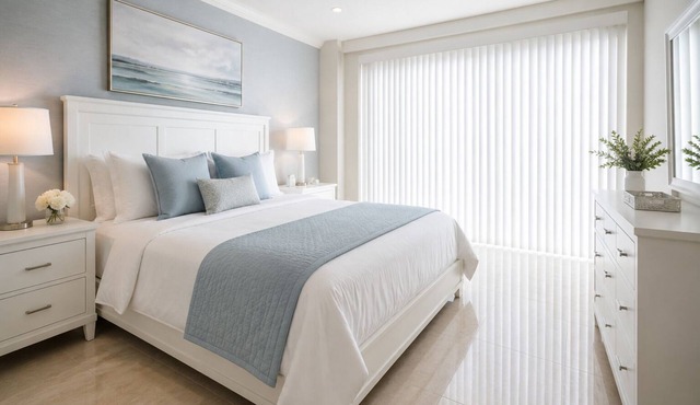 Stylish 2BR Downtown Toronto Suite. Walk to Dining, Attractions & More!