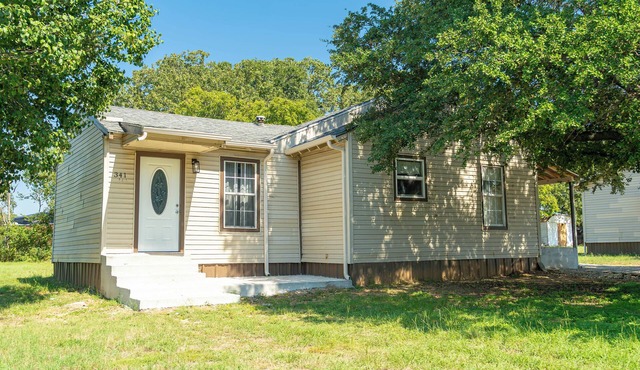 Stylish 2BR Mid-Term Argyle Stay Near Lantana Golf