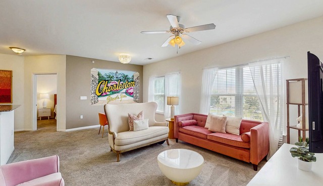 Stylish 2BR: Pet Friendly in Walkable Resort with a Pool