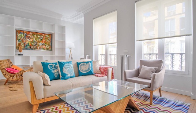 Stylish 3-Bed Apartment in Madrid’s Golden Mile
