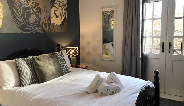 Stylish 3-bed Preston home for relaxing comfy stay