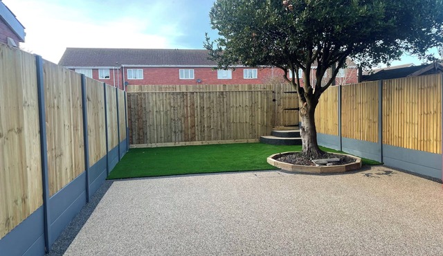 Stylish 3-Bedroom Somerset Accommodation with Parking, Fast WiFi & Workspace