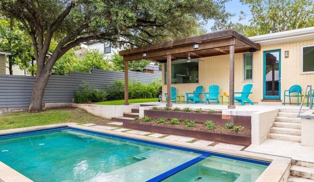 Stylish 3-Bedroom Austin Retreat with Pool & Prime Tarrytown Location