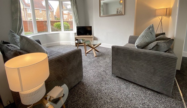 Stylish, 3-bedroom home, with parking on premises