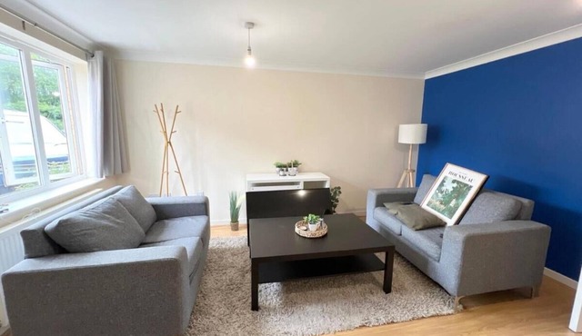 Stylish 3BR House – Maidstone Gem