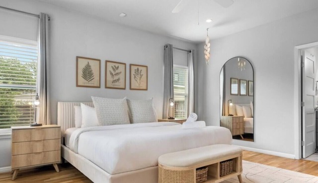 Stylish 3BR East Austin Home | Dedicated Office + Pet-Friendly Yard Mins to 6th!